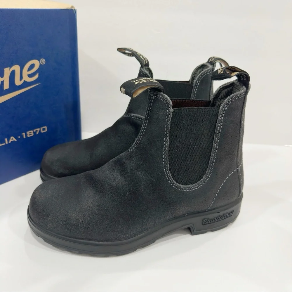 Blundstone 1910 Suede Leather Chelsea Ankle Boots Women’s